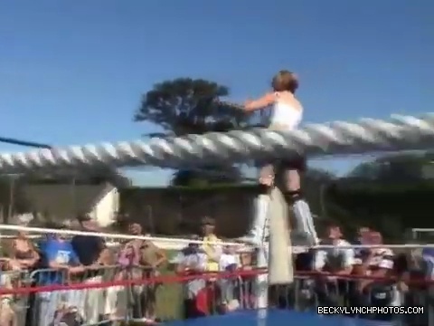 Katarina_Leigh_v_Rebecca_Knox28Becky_Lynch29_v_Sweet_Saraya_v_Jersey_QOC_Championship_Match_08_07_2005_mp4_000119680.jpg