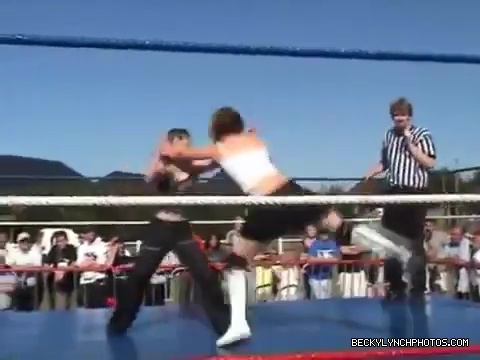 Katarina_Leigh_v_Rebecca_Knox28Becky_Lynch29_v_Sweet_Saraya_v_Jersey_QOC_Championship_Match_08_07_2005_mp4_000450520.jpg