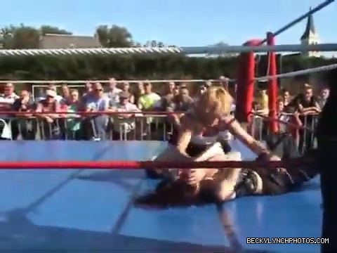 Katarina_Leigh_v_Rebecca_Knox28Becky_Lynch29_v_Sweet_Saraya_v_Jersey_QOC_Championship_Match_08_07_2005_mp4_000919320.jpg