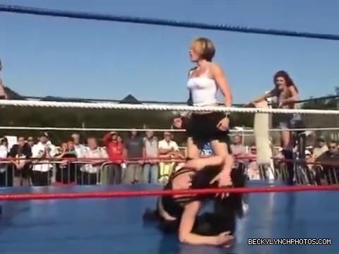 Katarina_Leigh_v_Rebecca_Knox28Becky_Lynch29_v_Sweet_Saraya_v_Jersey_QOC_Championship_Match_08_07_2005_mp4_000935960.jpg