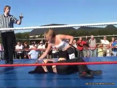 Katarina_Leigh_v_Rebecca_Knox28Becky_Lynch29_v_Sweet_Saraya_v_Jersey_QOC_Championship_Match_08_07_2005_mp4_001168960.jpg
