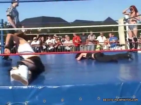 Katarina_Leigh_v_Rebecca_Knox28Becky_Lynch29_v_Sweet_Saraya_v_Jersey_QOC_Championship_Match_08_07_2005_mp4_001181160.jpg