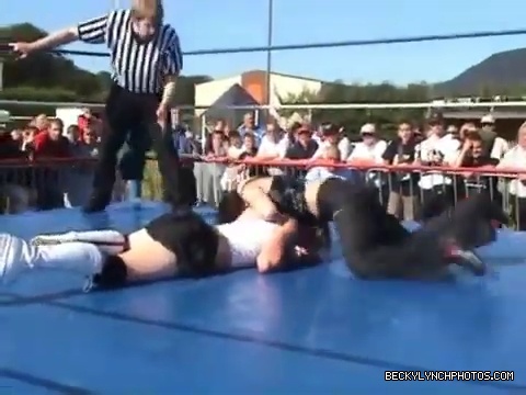 Katarina_Leigh_v_Rebecca_Knox28Becky_Lynch29_v_Sweet_Saraya_v_Jersey_QOC_Championship_Match_08_07_2005_mp4_001196120.jpg