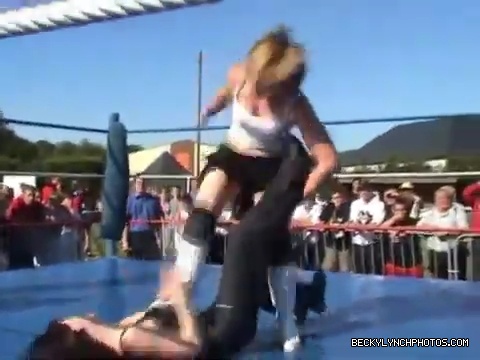Katarina_Leigh_v_Rebecca_Knox28Becky_Lynch29_v_Sweet_Saraya_v_Jersey_QOC_Championship_Match_08_07_2005_mp4_001204240.jpg