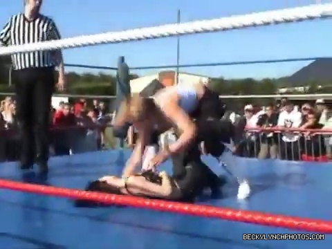 Katarina_Leigh_v_Rebecca_Knox28Becky_Lynch29_v_Sweet_Saraya_v_Jersey_QOC_Championship_Match_08_07_2005_mp4_001205240.jpg