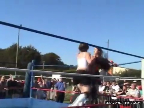 Katarina_Leigh_v_Rebecca_Knox28Becky_Lynch29_v_Sweet_Saraya_v_Jersey_QOC_Championship_Match_08_07_2005_mp4_001434120.jpg