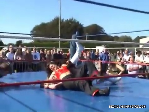 Katarina_Leigh_v_Rebecca_Knox28Becky_Lynch29_v_Sweet_Saraya_v_Jersey_QOC_Championship_Match_08_07_2005_mp4_001450440.jpg