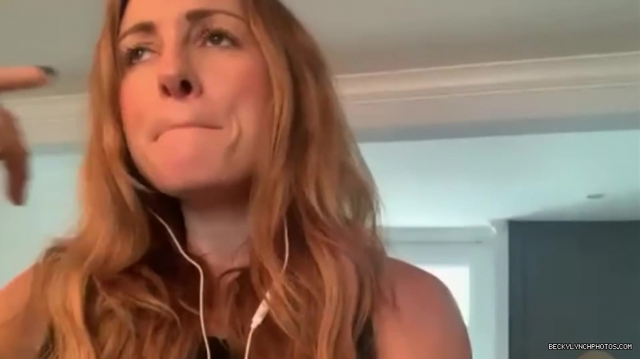 BECKY_LYNCH_talks_PREGNANCY_with_the_BELLAS21_0103.jpg