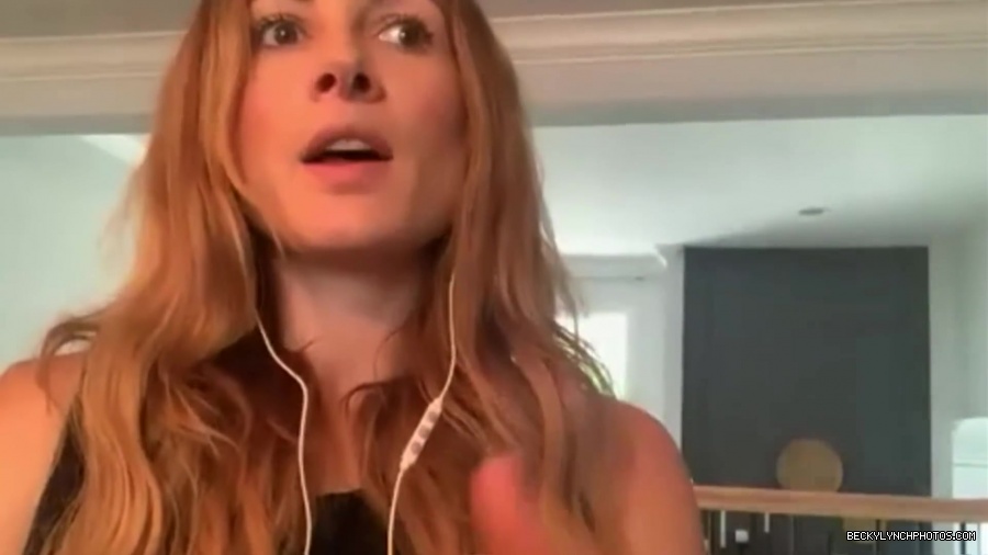 BECKY_LYNCH_talks_PREGNANCY_with_the_BELLAS21_0405.jpg