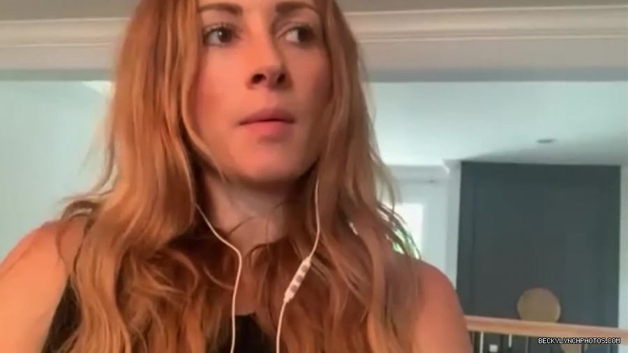 BECKY_LYNCH_talks_PREGNANCY_with_the_BELLAS21_0424.jpg