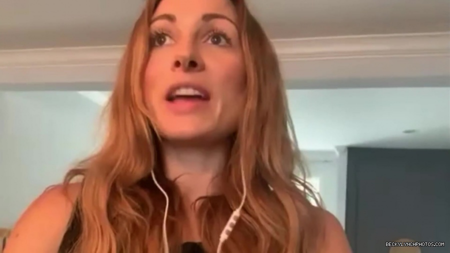 BECKY_LYNCH_talks_PREGNANCY_with_the_BELLAS21_0506.jpg