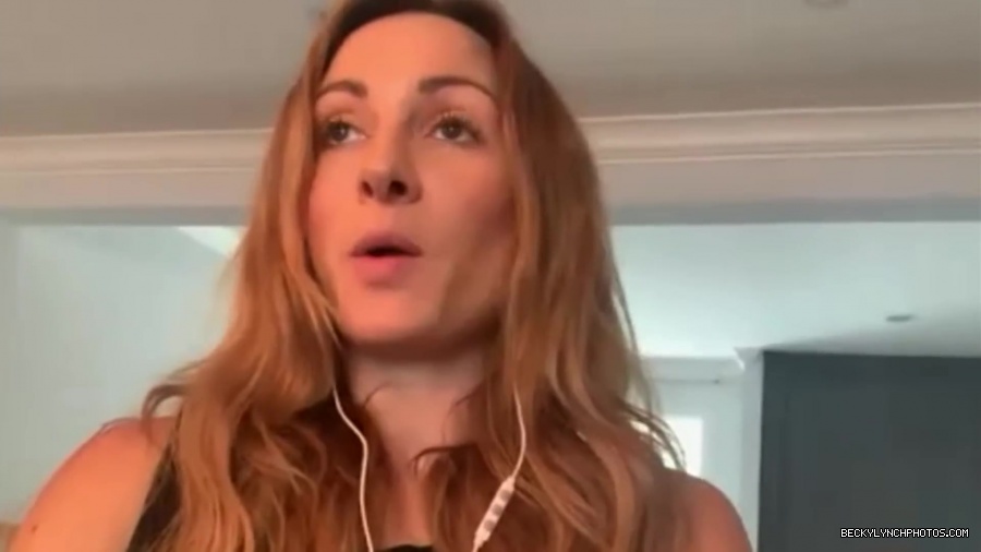 BECKY_LYNCH_talks_PREGNANCY_with_the_BELLAS21_0518.jpg