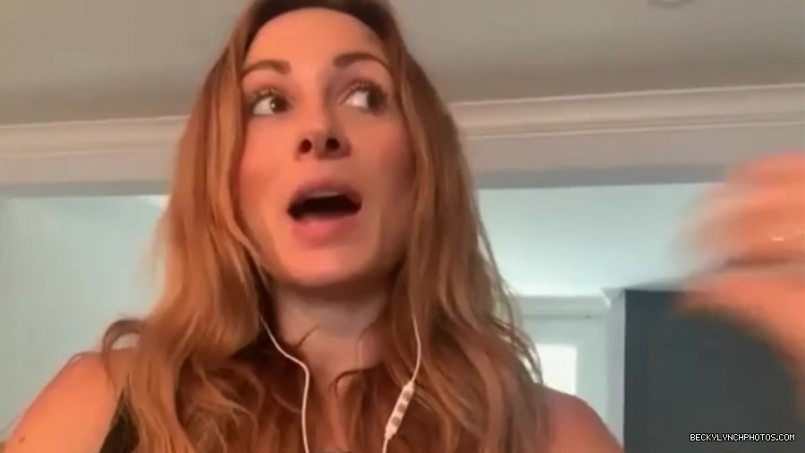 BECKY_LYNCH_talks_PREGNANCY_with_the_BELLAS21_0530.jpg