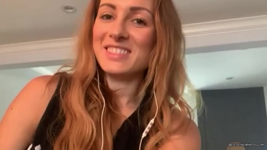 BECKY_LYNCH_talks_PREGNANCY_with_the_BELLAS21_0814.jpg
