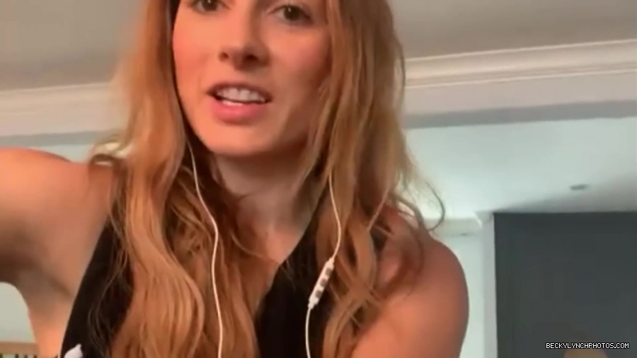 BECKY_LYNCH_talks_PREGNANCY_with_the_BELLAS21_0896.jpg