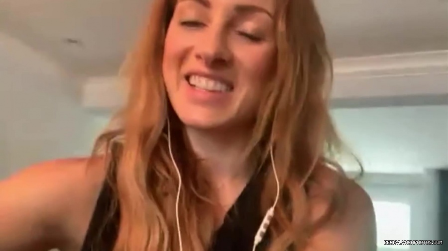 BECKY_LYNCH_talks_PREGNANCY_with_the_BELLAS21_0902.jpg
