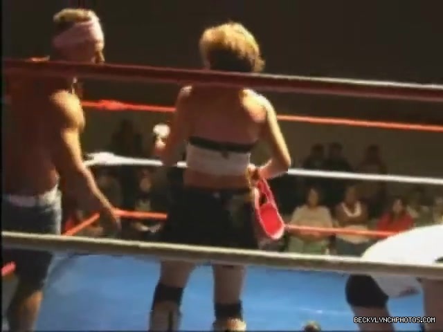 Rebecca_Knox_VS__Lufisto_1203.jpg
