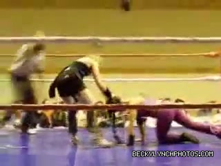 Supergirls_Championship_Match_009.jpg