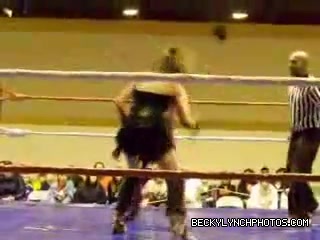 Supergirls_Championship_Match_083.jpg
