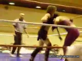 Supergirls_Championship_Match_106.jpg