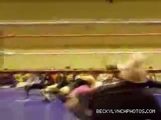 Supergirls_Championship_Match_136.jpg
