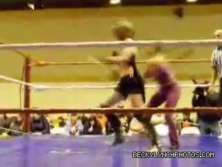 Supergirls_Championship_Match_216.jpg