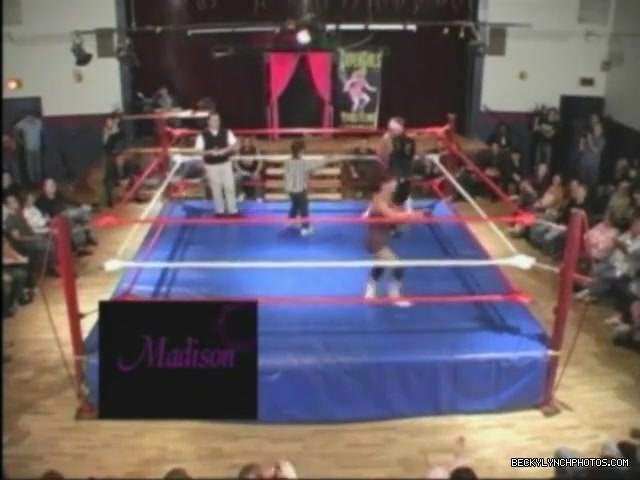 Rebecca_Knox_28Becky_lynch29_vs_Madison_2005_092.jpg