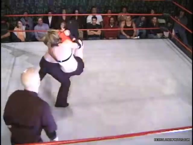 Rebecca_Knox_vs_Morgan_Rockafeller_297.jpg