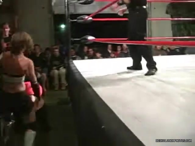 Rebecca_Knox_vs_Morgan_Rockafeller_400.jpg
