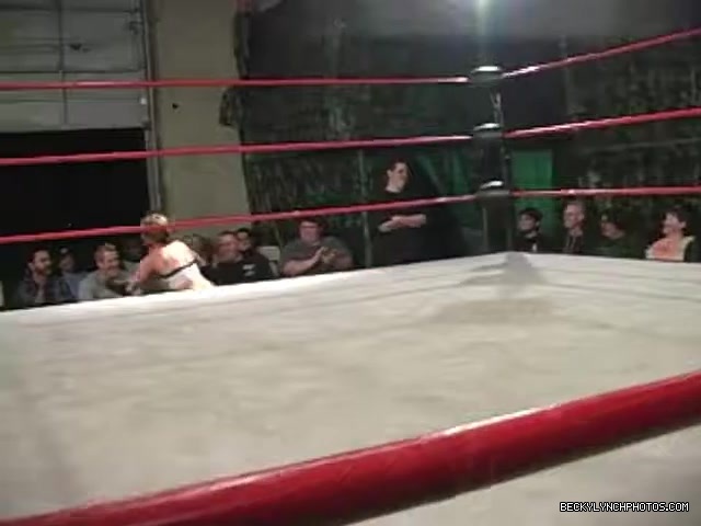 Rebecca_Knox_vs_Morgan_Rockafeller_471.jpg