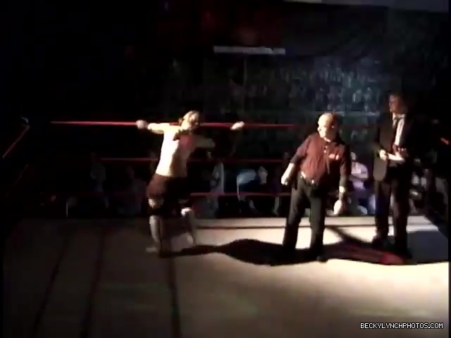 Rebecca_Knox_vs__Mariko_Yoshida_025.jpg