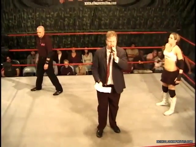 Rebecca_Knox_vs__Mariko_Yoshida_089.jpg