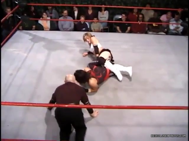 Rebecca_Knox_vs__Mariko_Yoshida_242.jpg