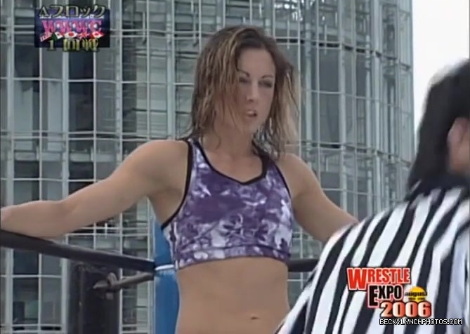 becky_lynch_vs_kyoko_kimura_in_japan_in_2006-yc0uz4suncp31_018.jpg