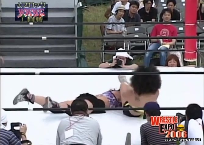 becky_lynch_vs_kyoko_kimura_in_japan_in_2006-yc0uz4suncp31_179.jpg