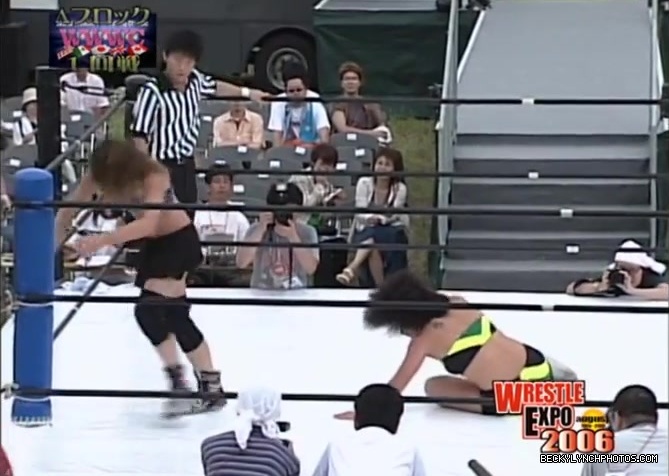 becky_lynch_vs_kyoko_kimura_in_japan_in_2006-yc0uz4suncp31_278.jpg