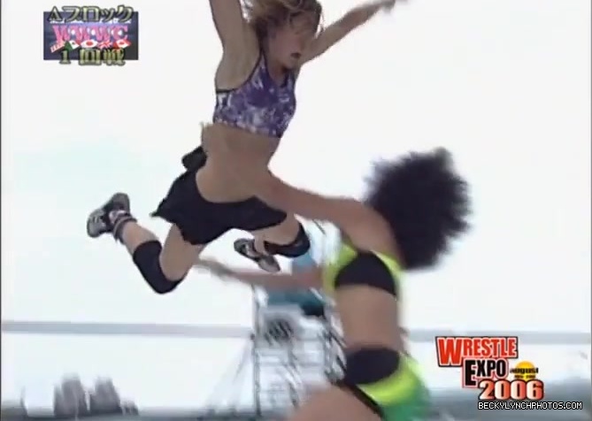 becky_lynch_vs_kyoko_kimura_in_japan_in_2006-yc0uz4suncp31_284.jpg