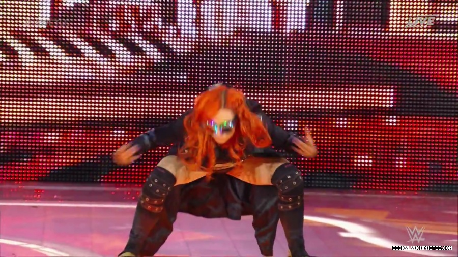 WWE_TLC_2016_PPV_720p_WEB_h264-HEEL_mp40037.jpg