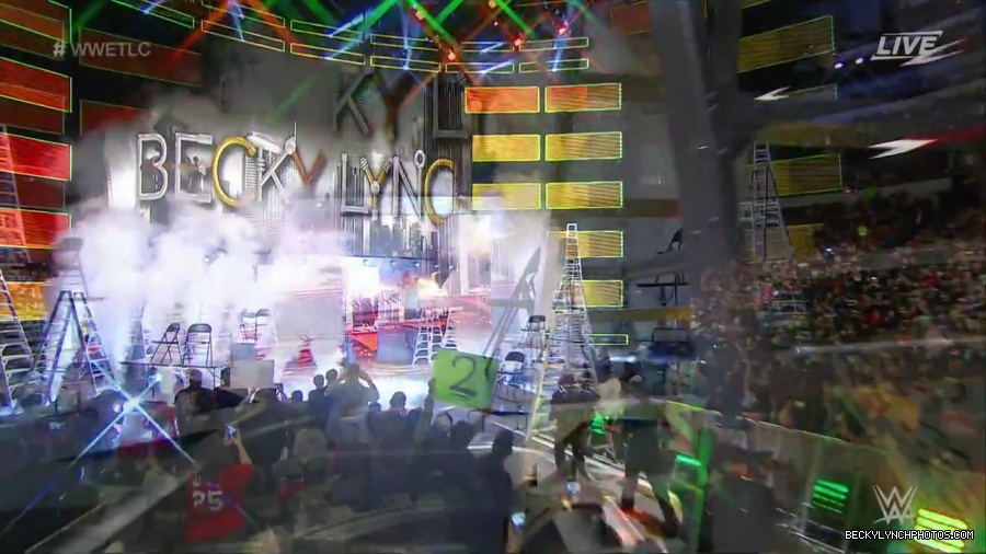 WWE_TLC_2016_PPV_720p_WEB_h264-HEEL_mp40042.jpg
