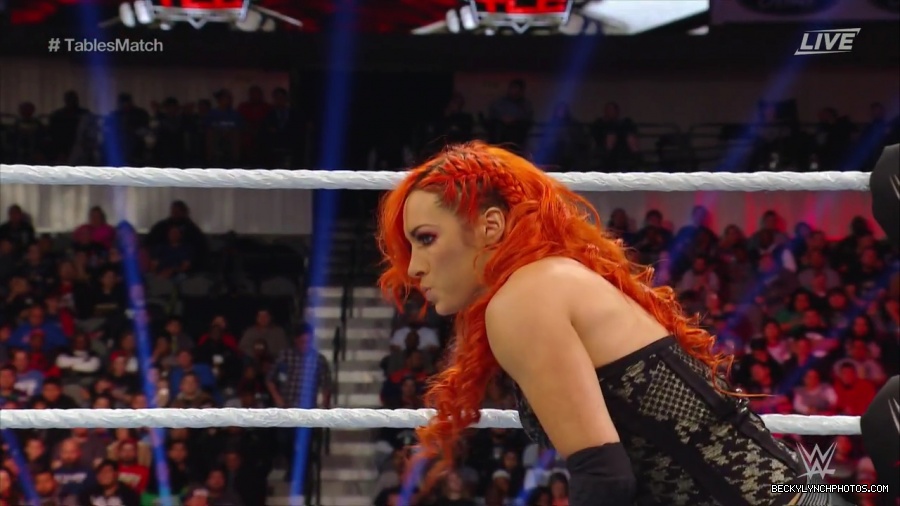 WWE_TLC_2016_PPV_720p_WEB_h264-HEEL_mp40155.jpg