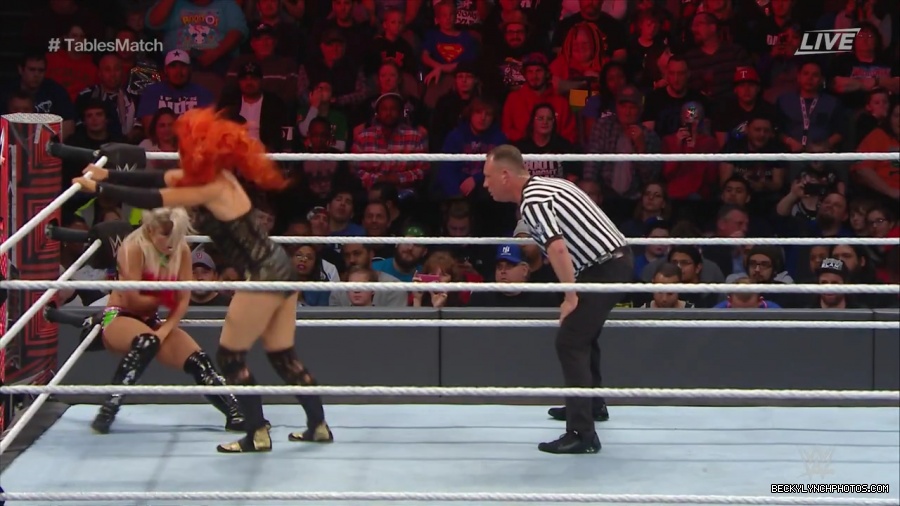 WWE_TLC_2016_PPV_720p_WEB_h264-HEEL_mp40163.jpg