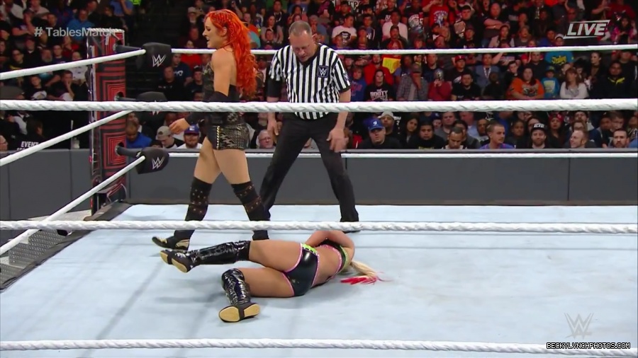 WWE_TLC_2016_PPV_720p_WEB_h264-HEEL_mp40289.jpg