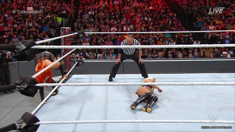 WWE_TLC_2016_PPV_720p_WEB_h264-HEEL_mp40292.jpg