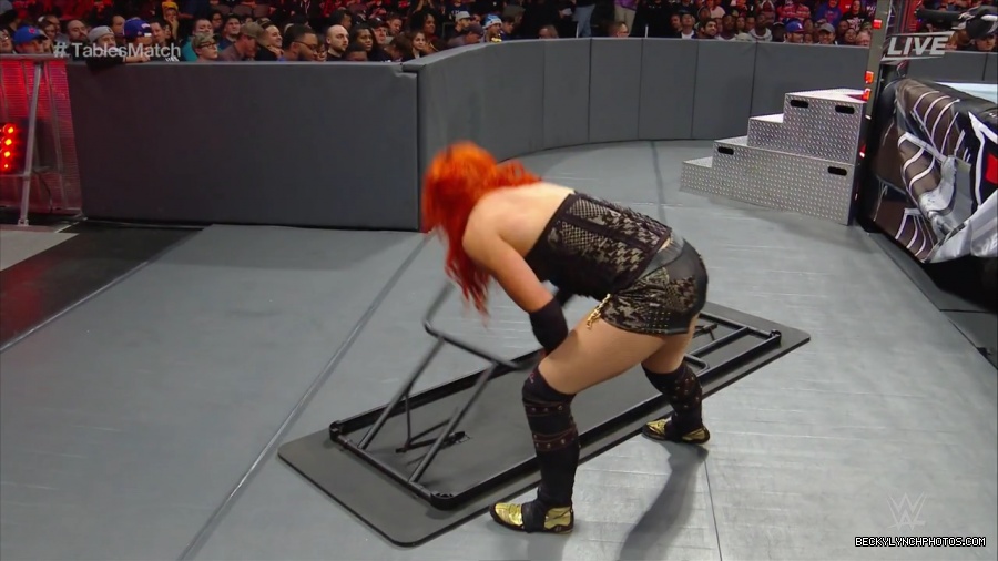 WWE_TLC_2016_PPV_720p_WEB_h264-HEEL_mp40310.jpg