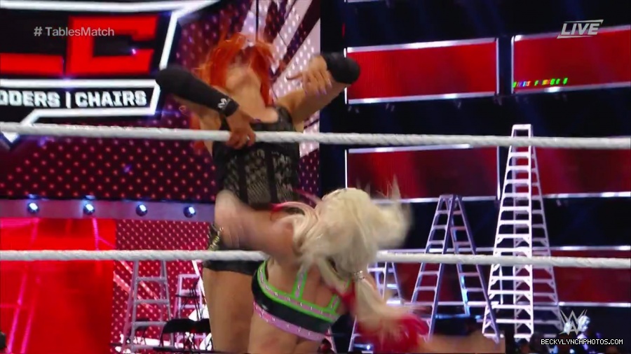 WWE_TLC_2016_PPV_720p_WEB_h264-HEEL_mp40357.jpg