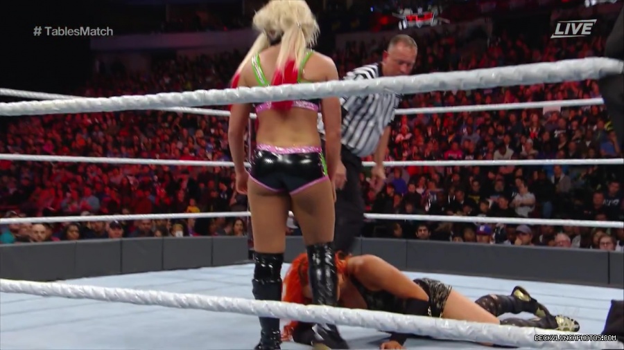 WWE_TLC_2016_PPV_720p_WEB_h264-HEEL_mp40439.jpg