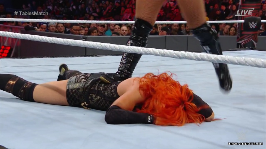 WWE_TLC_2016_PPV_720p_WEB_h264-HEEL_mp40460.jpg