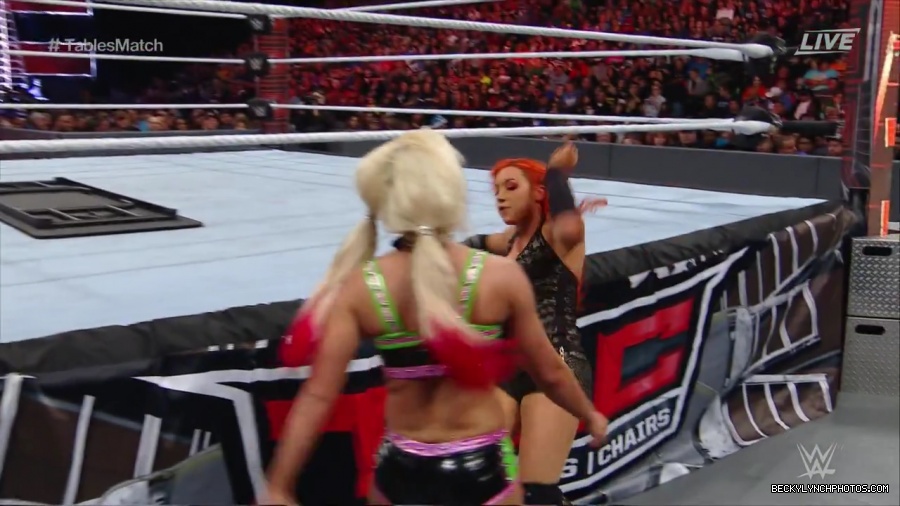 WWE_TLC_2016_PPV_720p_WEB_h264-HEEL_mp40515.jpg