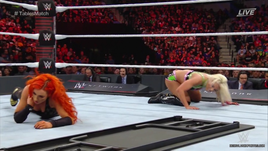 WWE_TLC_2016_PPV_720p_WEB_h264-HEEL_mp40523.jpg
