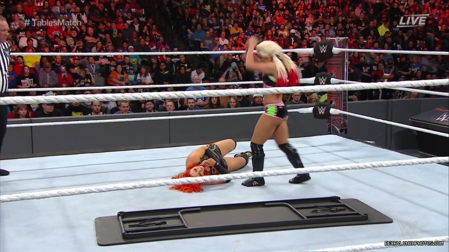 WWE_TLC_2016_PPV_720p_WEB_h264-HEEL_mp40527.jpg